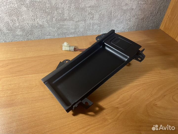 Площадка прикуривателя и кожа ручки АКПП bmw 5 e39