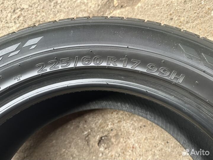 Kumho Crugen Premium KL33 225/60 R17