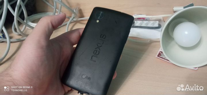 LG Nexus 5 D821, 2/16 ГБ