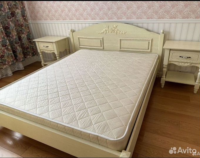 Спальный гарнитур дуб