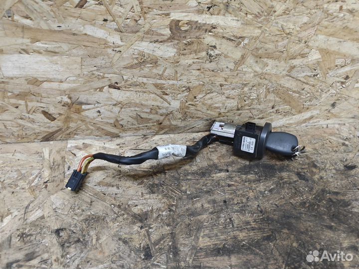 Замок зажигания Renault Sandero 1, Logan 1