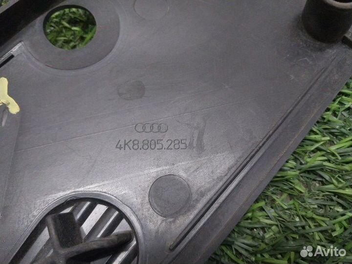 Кожух замка капота левый Audi A7 C8/4K DLZ 2019