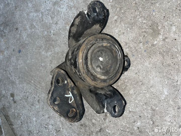 Подушка двигателя правая Hyundai Solaris RB 2013