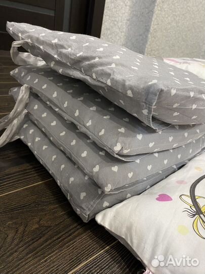 Бортики в детскую кроватку