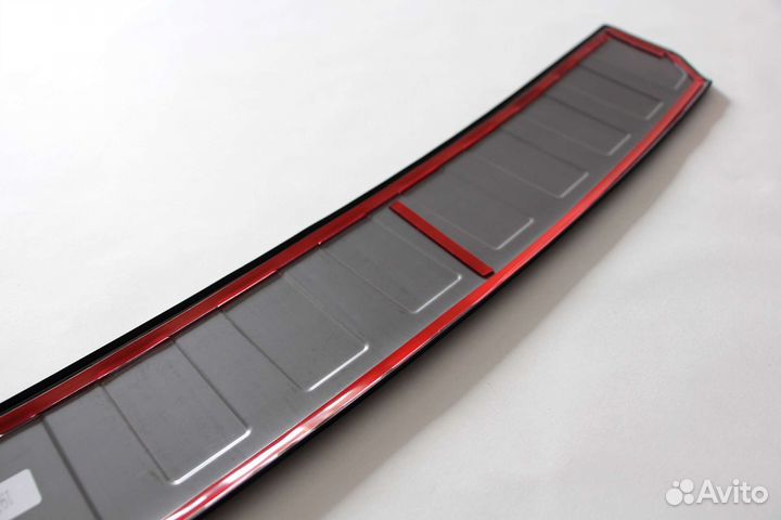 Накладка на задний бампер Subaru forester