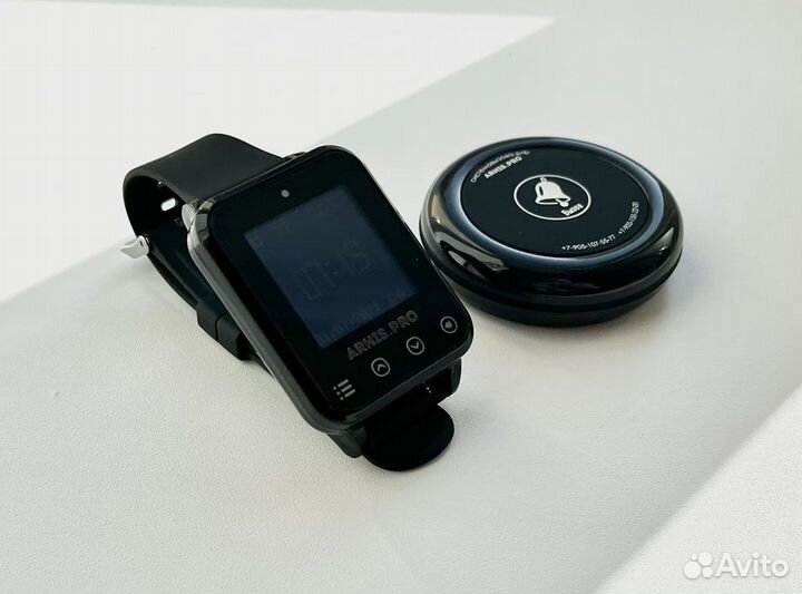 Кнопка вызова официанта/персонала/сотрудника и час