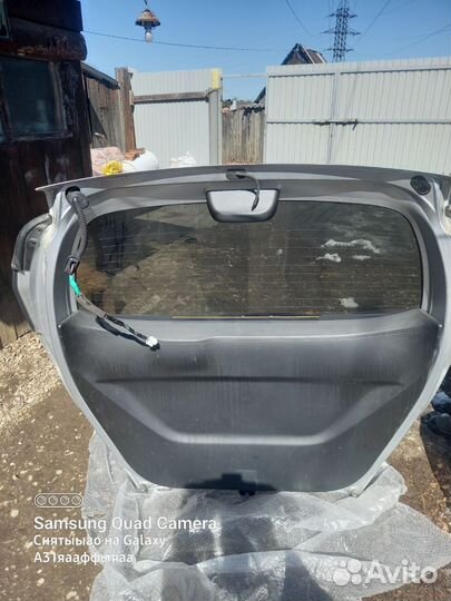 Дверь багажника honda freed
