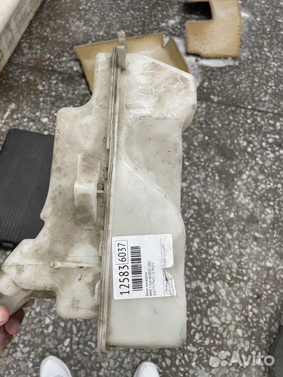 Бачок омывателя BMV E60