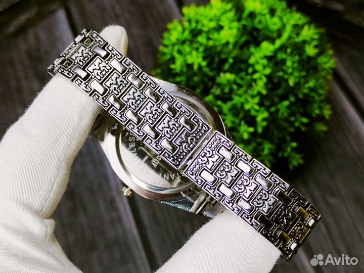 Мужские кварцевые часы