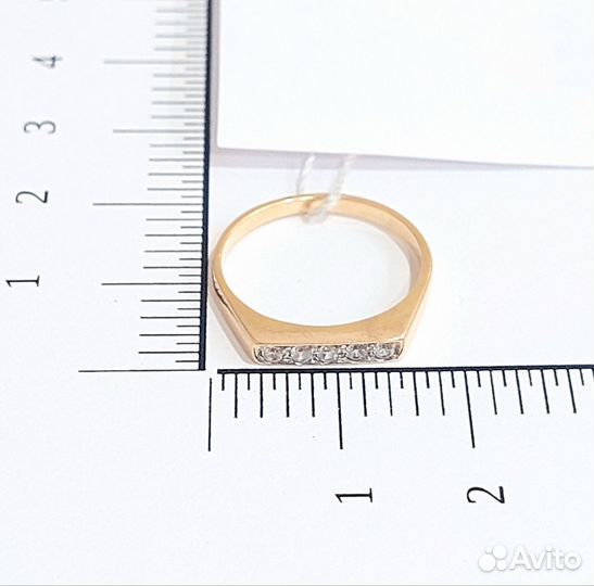 Зототая печатка с фианитом 585