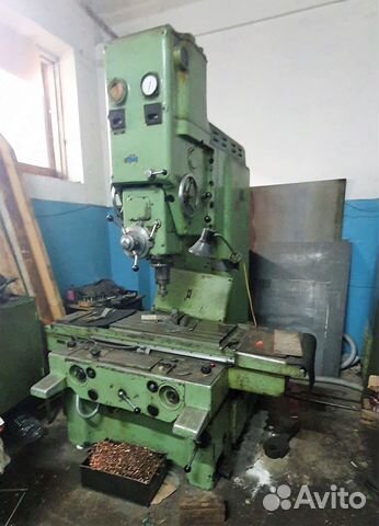 Координатно-расточной станок 2В440А