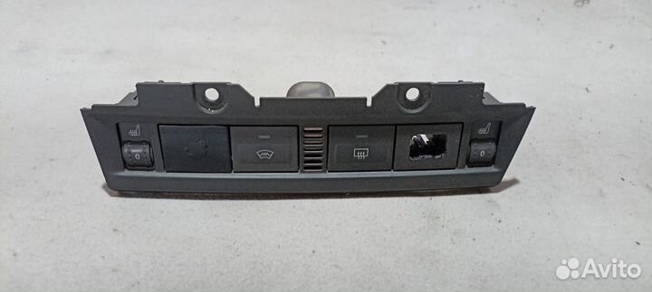 Блок кнопок обогрева центральный Форд Фокус 2