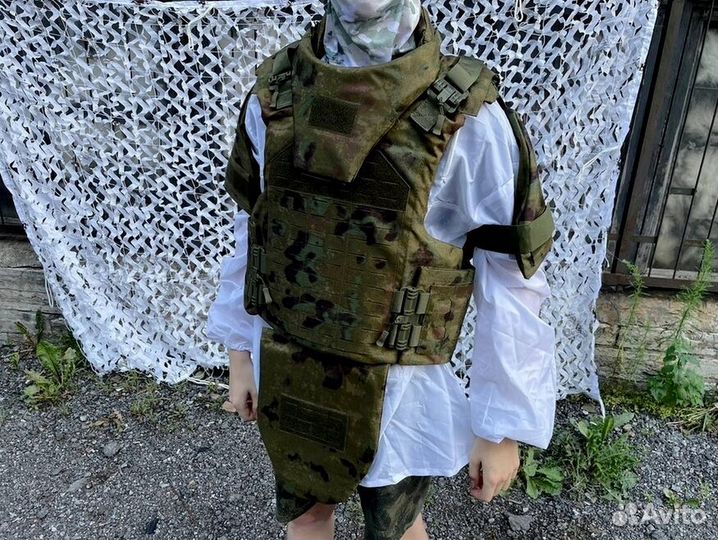 Бронежилет военный с полной защитой