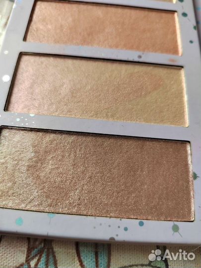 Палетка теней deliplus