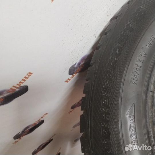 Gislaved Nord Frost 5 215/65 R16