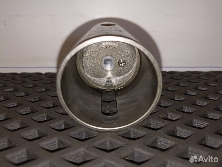 1858058 Толкатель топливной секции Daf XF105