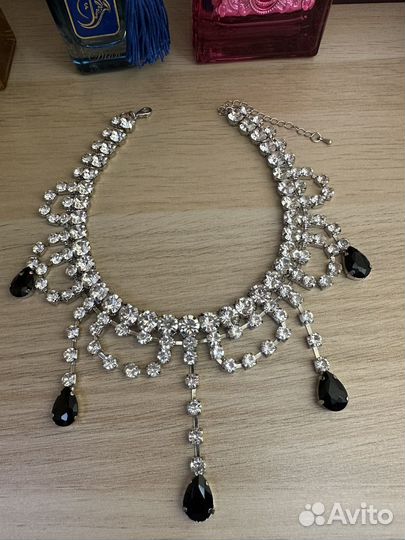 Чокер со стразами