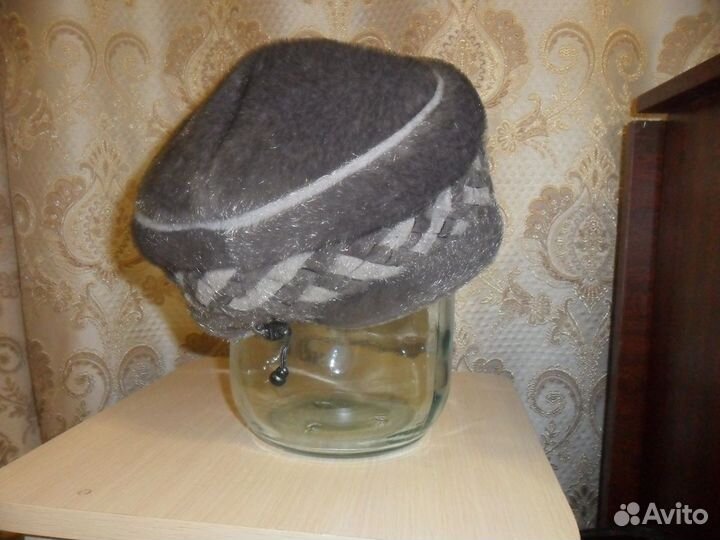 Меховой берет