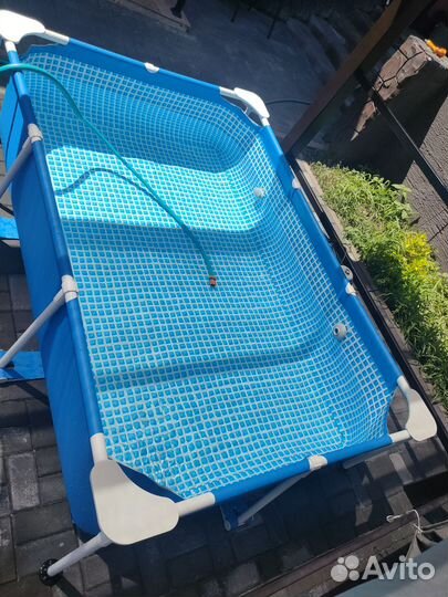 Каркасный бассейн intex
