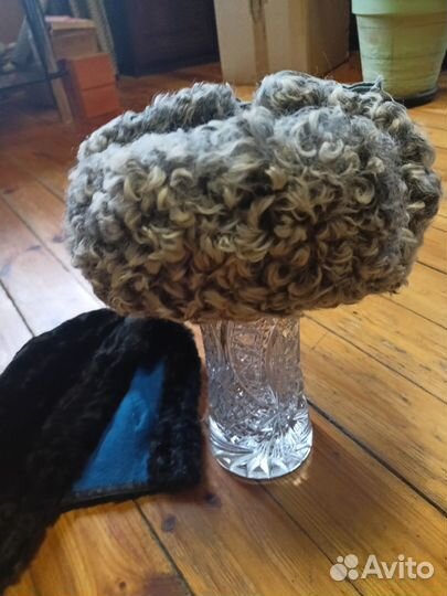 Винтажная меховая шапка