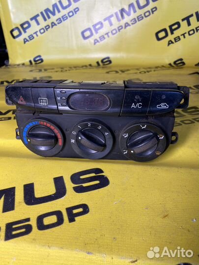 Блок управления отопителем Kia Sportage 2001