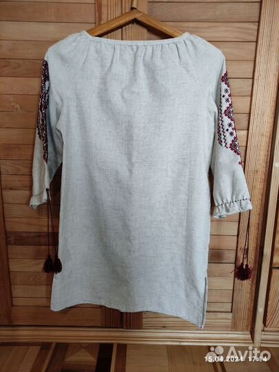 Вышиванка женская (ручная вышивка)