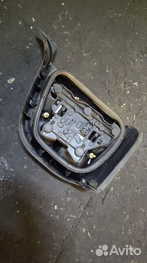 Задний правый фонарь бмв Е36 универсал