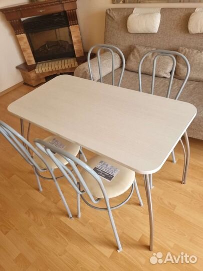 Стол кухонный и стулья, комплект мебели новый