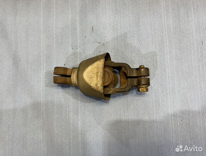 Рулевой карданчик Toyota Mark II JZX110