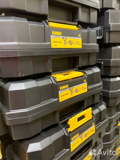 Дрель-шуруповерт dewalt DCD701D2 (12в)