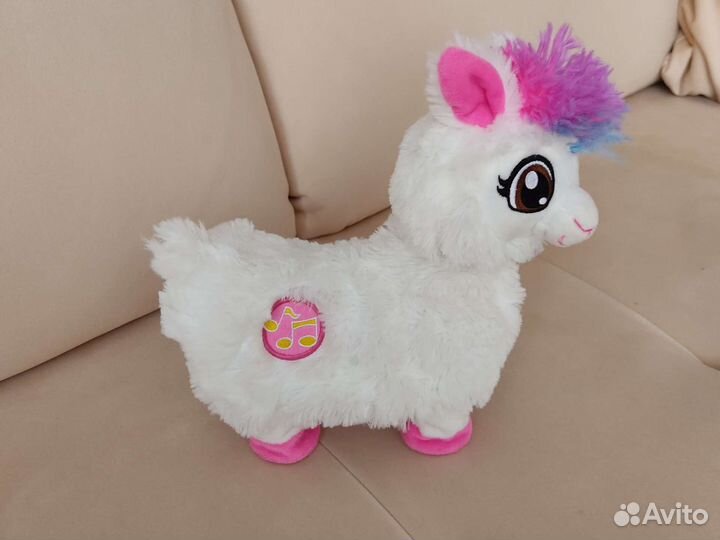 Альпака танцующая лама