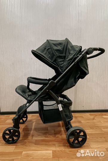 Прогулочная коляска tomix
