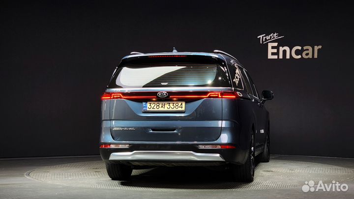 Kia Carnival 2.2 AT, 2021, 58 997 км