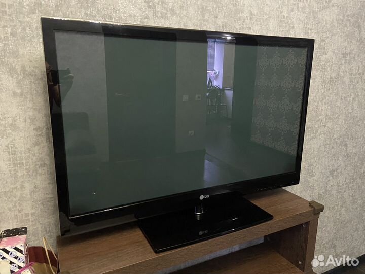 Телевизор LG 42PJ550R - ZA