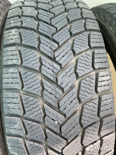 Michelin X-Ice Snow 205/55 R16