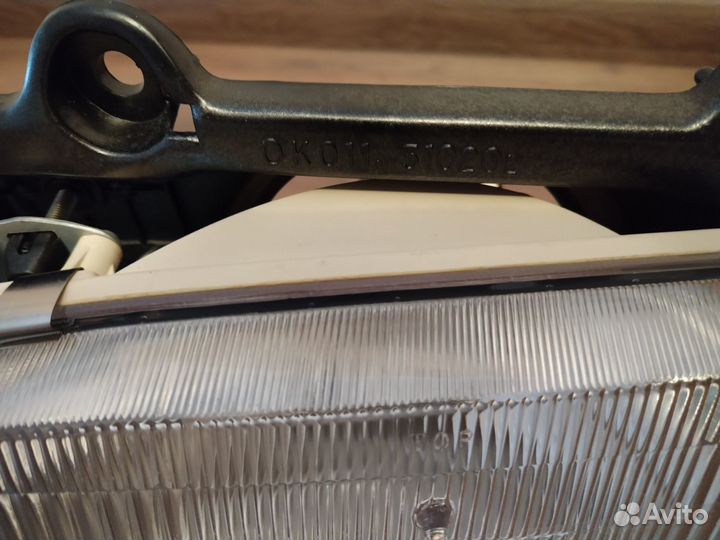 Фары правая/левая Kia Sportage 0K01151020L/R