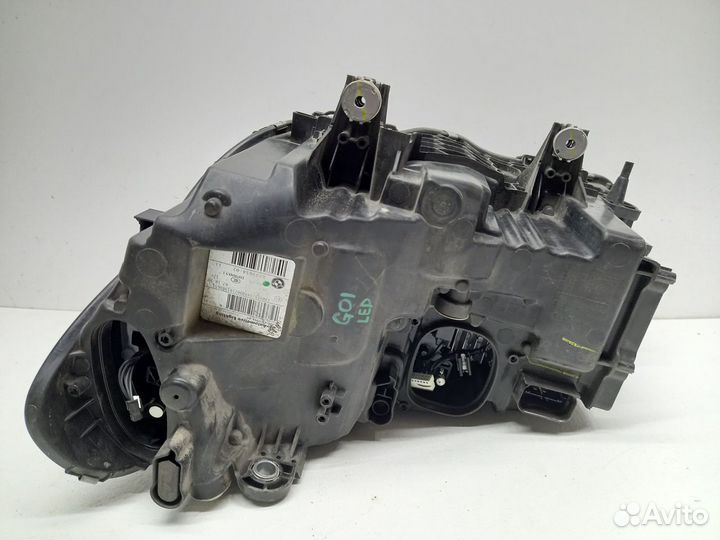 BMW g01 X3 g02 X4 (c 17) фара правая