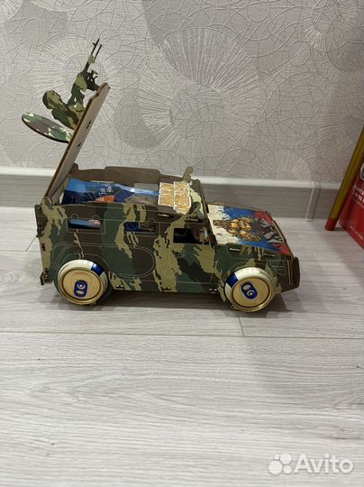 Деревянная машинка