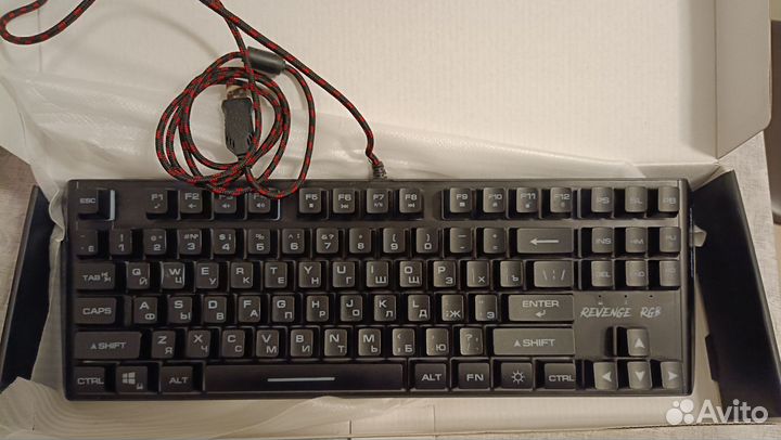 Игровая клавиатура с подсветкой