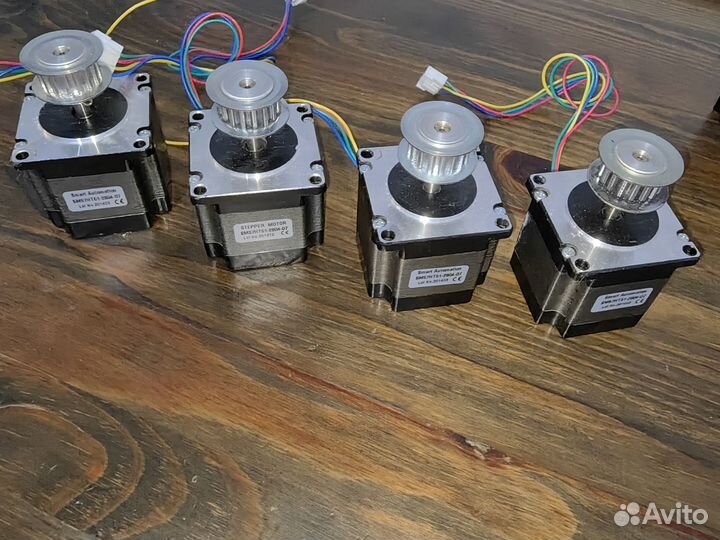 Шаговые моторы SM57HT51-2804-07