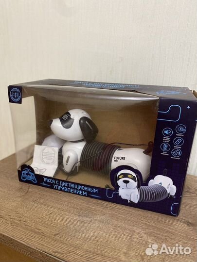 Такса робот на радиоуправлении