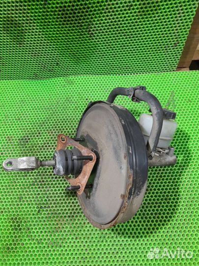 Вакуумный усилитель тормозов Nissan Laurel C34