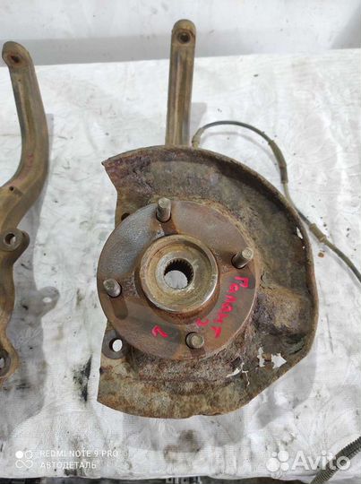 Поворотный кулак Mitsubishi galant 7