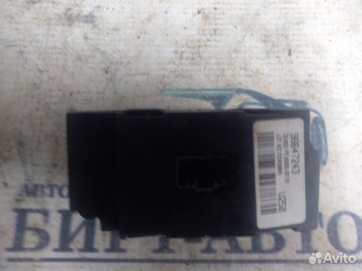 Часы Chevrolet Epica I рестайлинг (2009—2012)