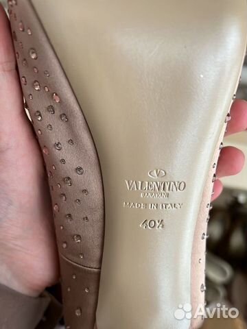 Продается туфли идеальномсостоянии,фирма Valentino