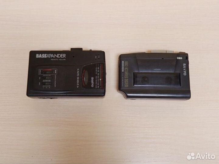Кассетный плеер sanyo