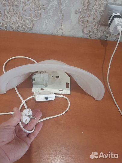 Светильник настенный