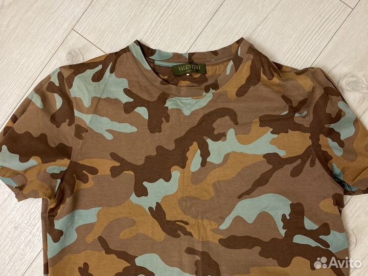 Футболка valentino