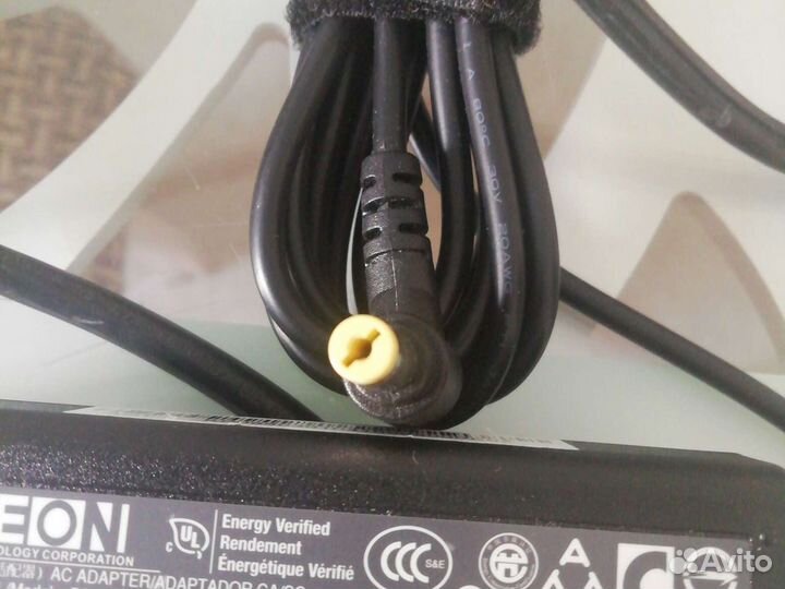 Блок питания для ноутбука