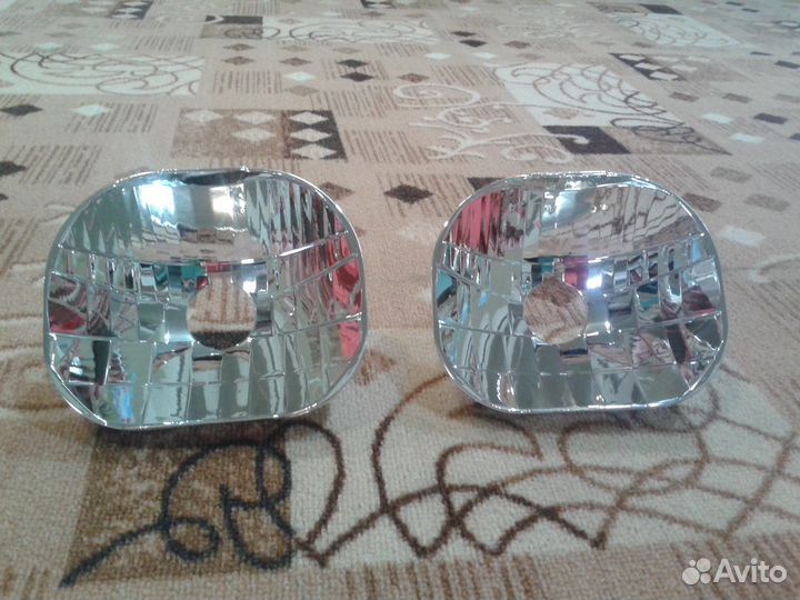 Восстановление отражателей фар в вакууме алюминием